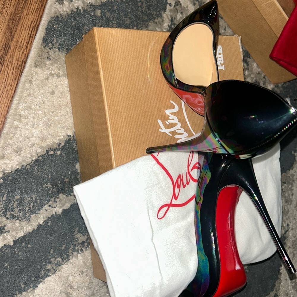 Brand New Ibiza 120 patent stellar Christian Louboutin size 41